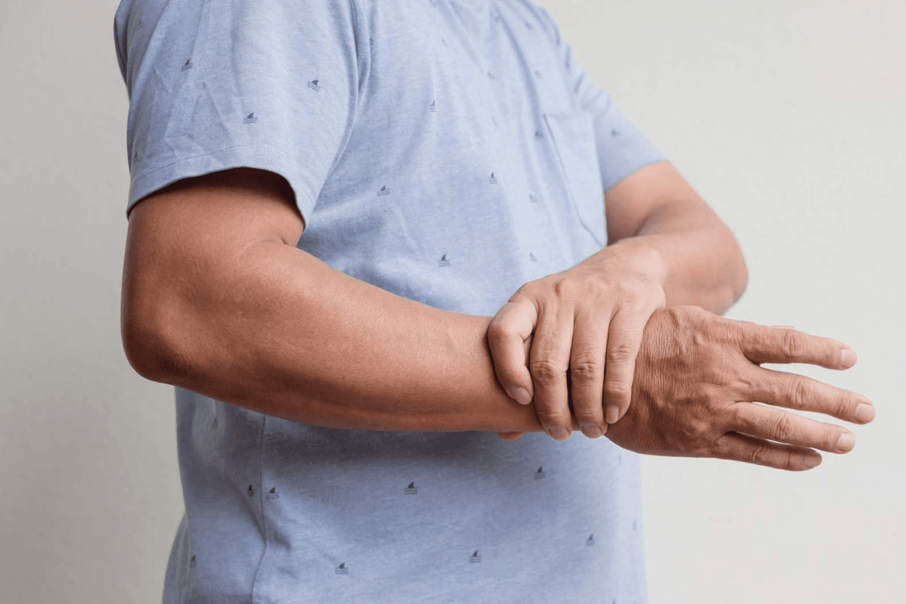 Mans hand with numbness